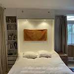 Chambres Studio Eleusis-Paris